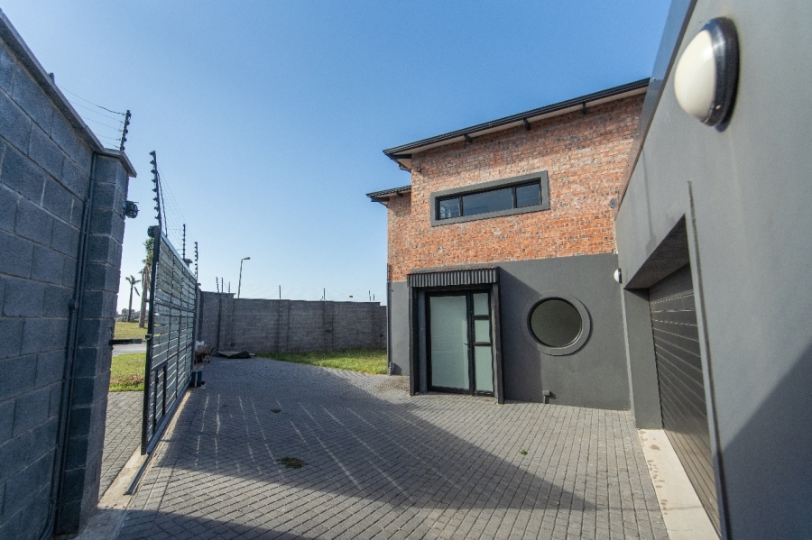 4 Bedroom Property for Sale in Humerail Eastern Cape